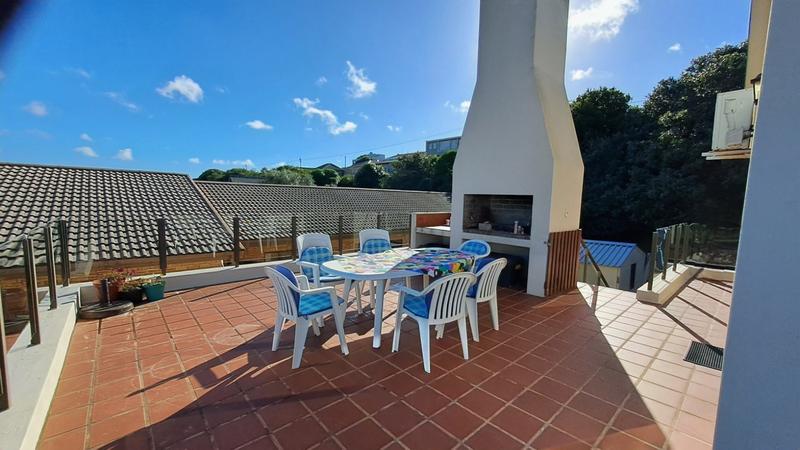 4 Bedroom Property for Sale in Stilbaai East Western Cape